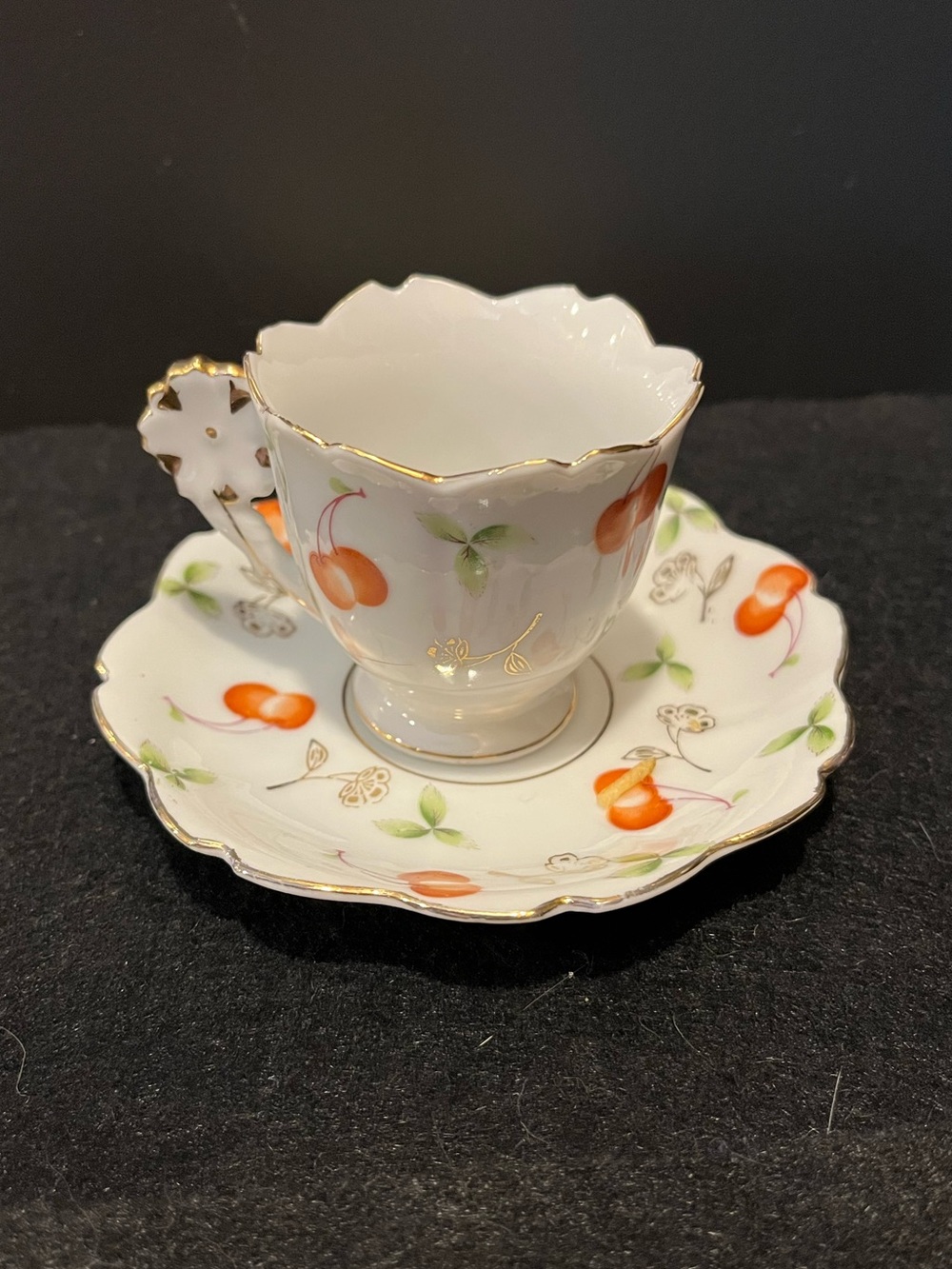 VTG Ucagco Demitasse Cup & Saucer with Cherry Motif & Gold Trim Made Occ. Japan - Picture 4 of 14